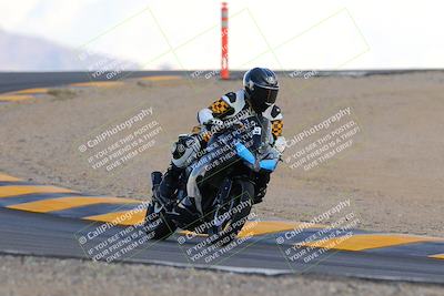 media/Oct-03-2022-Moto Forza (Mon) [[5f077a3730]]/Beginner Group/Session 5 (Turn 12)/